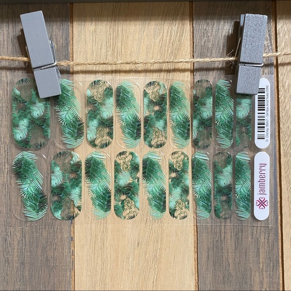 Jamberry x Disney Simba and Nala Full Sheet - Picture 2 of 5